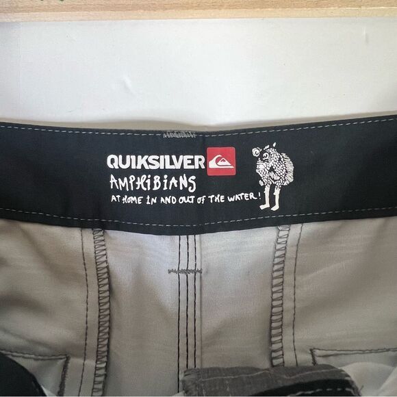 quiksilver amphibians 34 swimtrunks gray/green - Picture 6 of 9